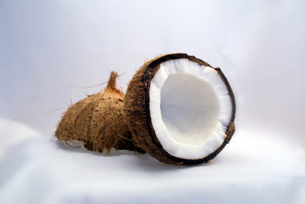 Coconut oil for face